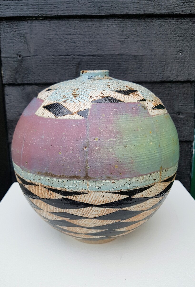 Kunstværk af Eva Bendt, udstillet på Påskeudstillingen 2026